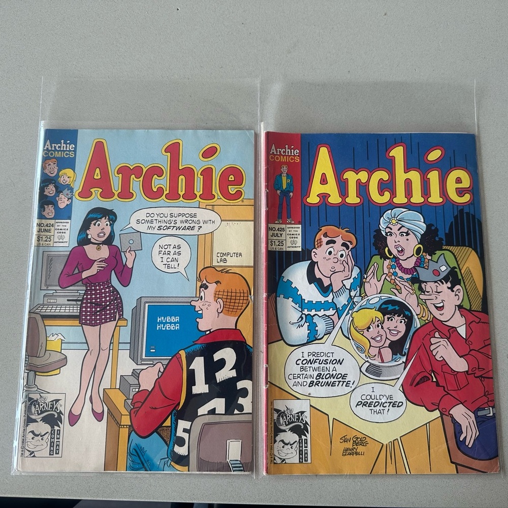 Two 1994 vintage Archie comics Issues #424 & #425